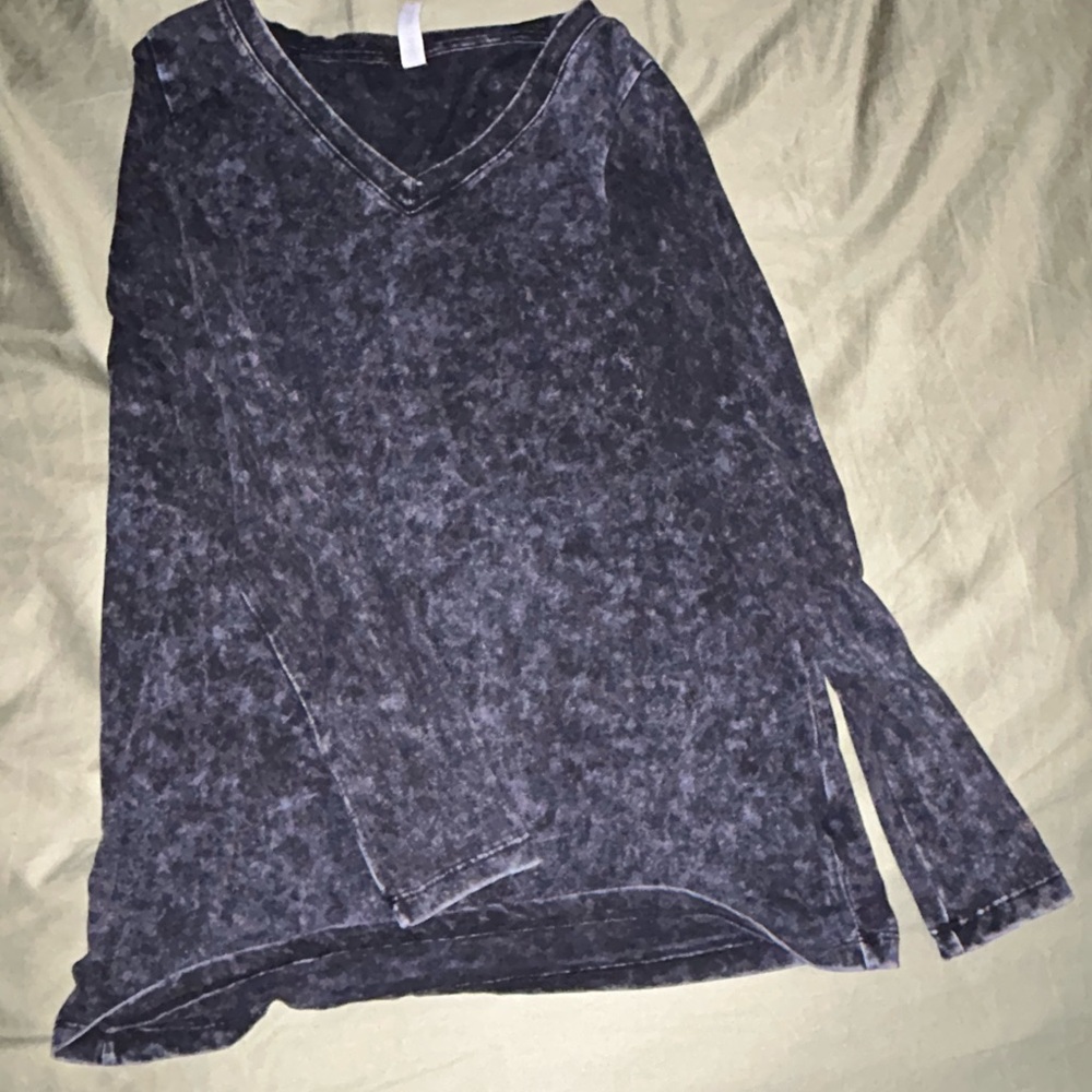 Women's Black V-Neck Top
